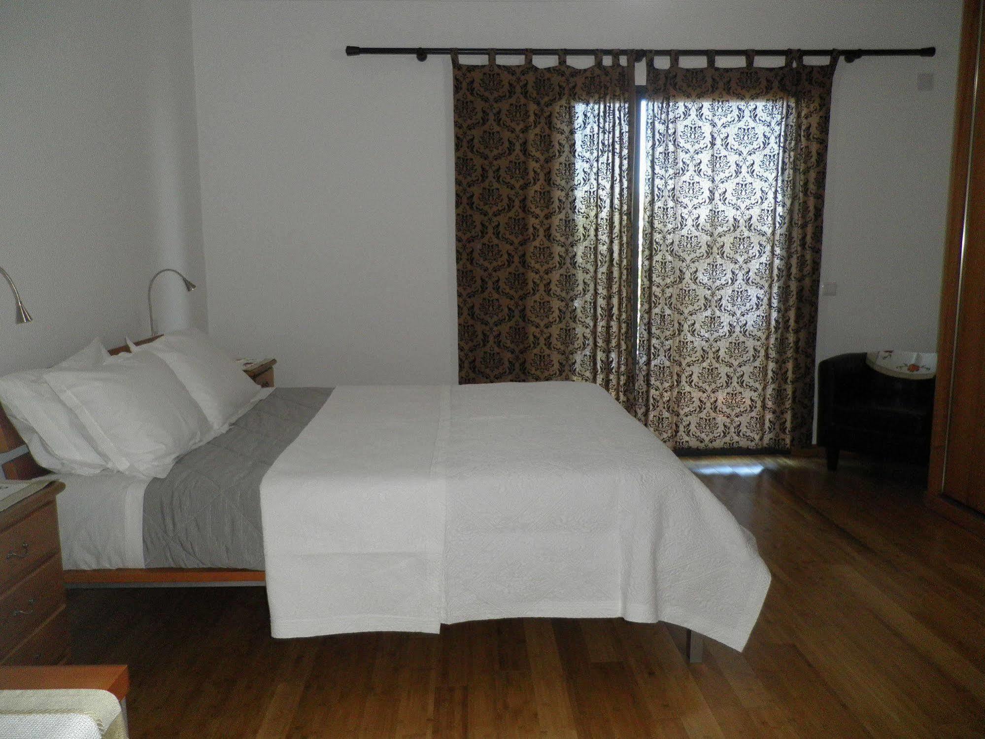 Villa Luz - Family House Vacations- Large Private Outdoor Area Santa Cruz - Madeira Exterior foto