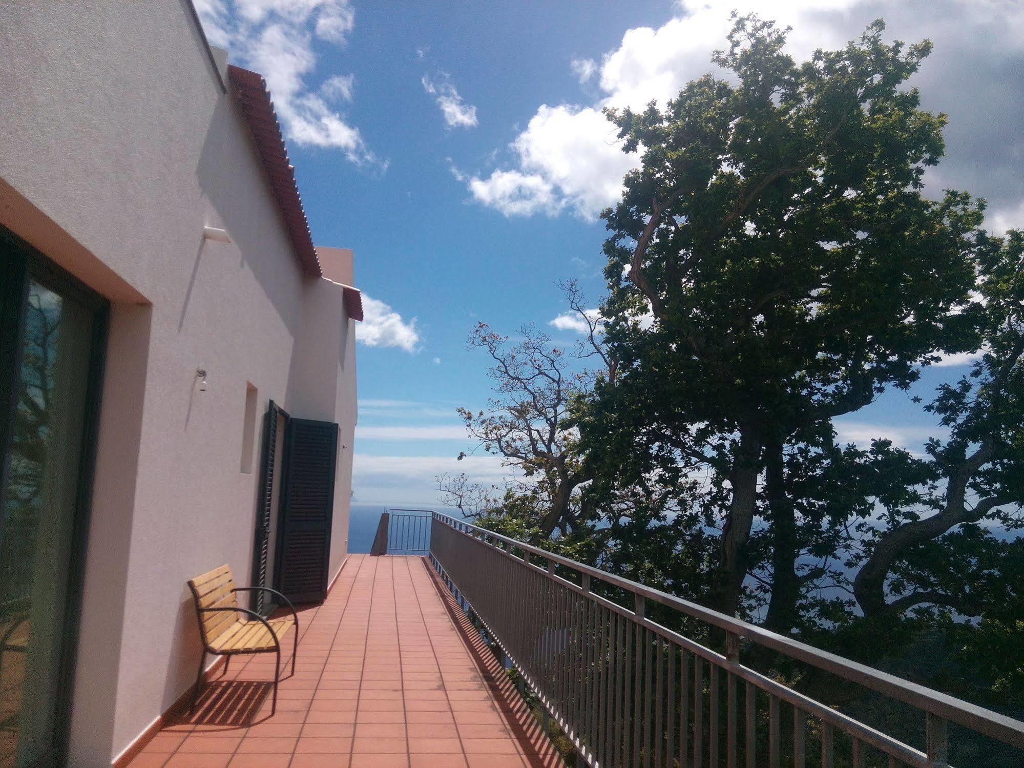 Villa Luz - Family House Vacations- Large Private Outdoor Area Santa Cruz - Madeira Exterior foto